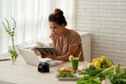 How Remote Monitoring Encourages Better Daily Health Habits